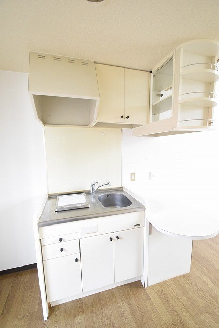ベルピア伊勢原2 キッチン