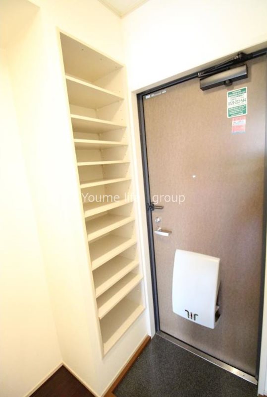 パル平塚Ⅲ 玄関