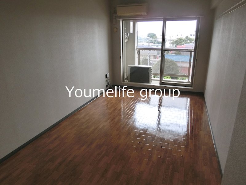 サンライト伊勢原 リビング