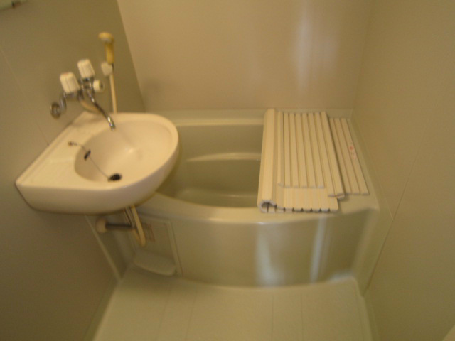 別部屋写真 サイクルハイツ 風呂画像