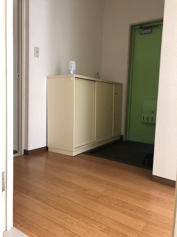エレーヌ水澤 玄関