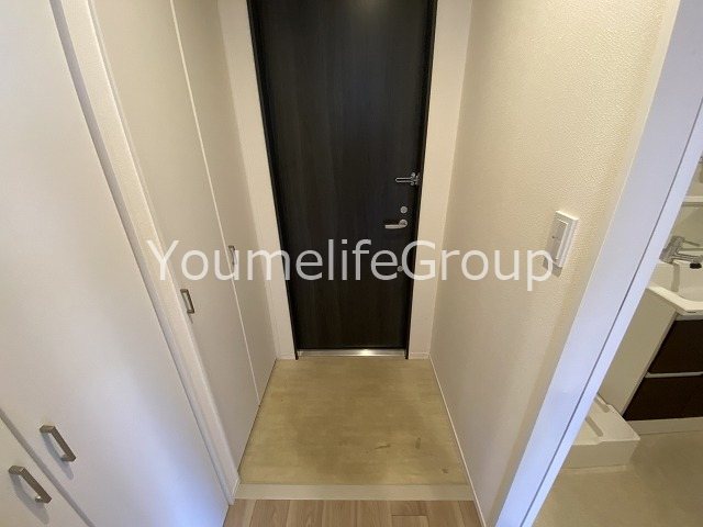 メゾン湘南江の島 玄関