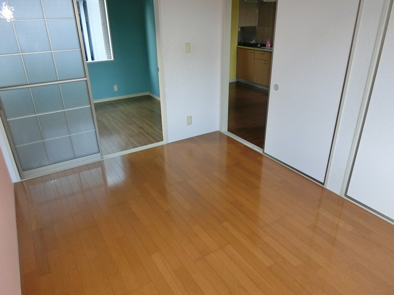 ル・レーブ聖　A棟 リビング