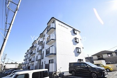 クレスト・マンション 303号室 外観