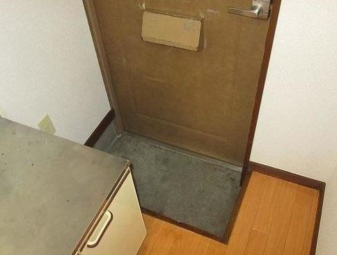 アバン茅ヶ崎 玄関