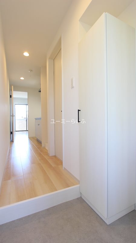 ドエル湘南 玄関