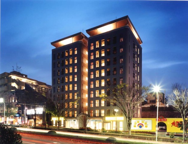 ラトゥール　レジュモー 401号室 外観