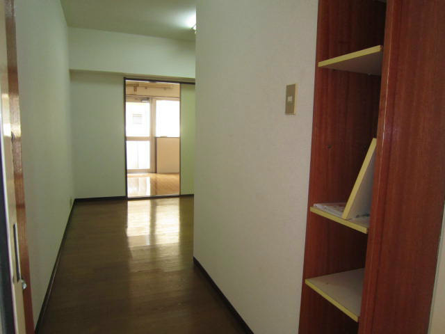 コーポダイカン 玄関