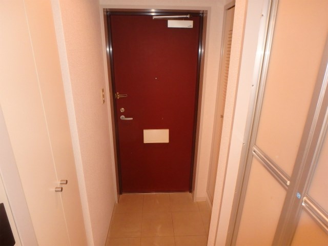 ハイライフ湘南 玄関