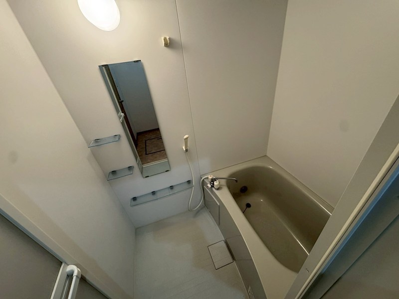 レパード板戸 風呂画像