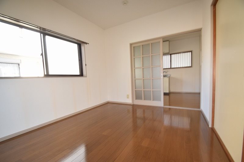 クローバー リビング