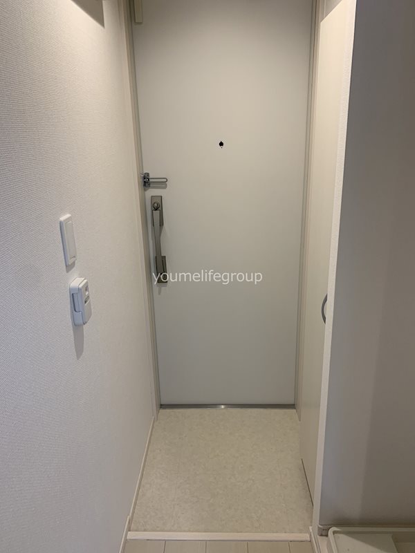 リブリ・平塚代官町 玄関