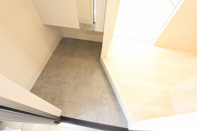 プレジール 玄関