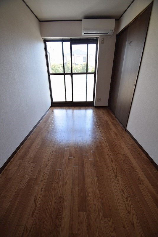 エリール厚木 リビング