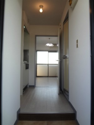 タチバナビル 玄関