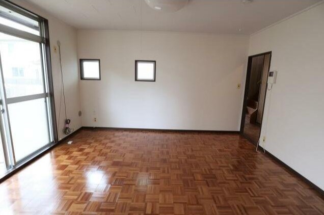 福士貸家 リビング