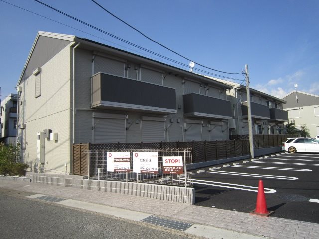 ザ・パーシモン A 201号室 外観