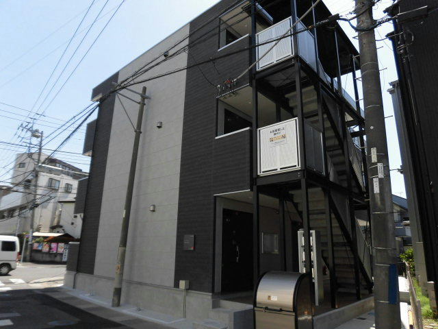 リブリ・コンフォルト 102号室 外観