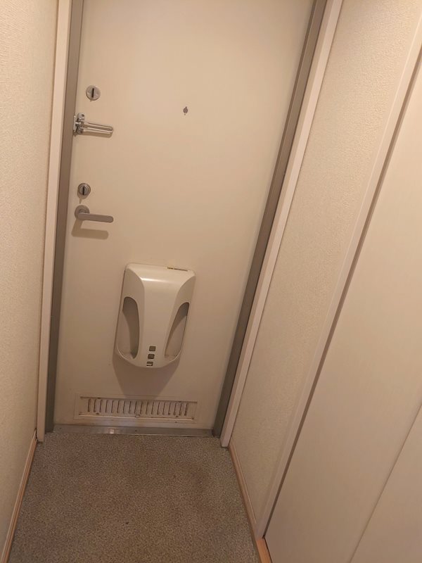 コートロイヤルアネックス 玄関