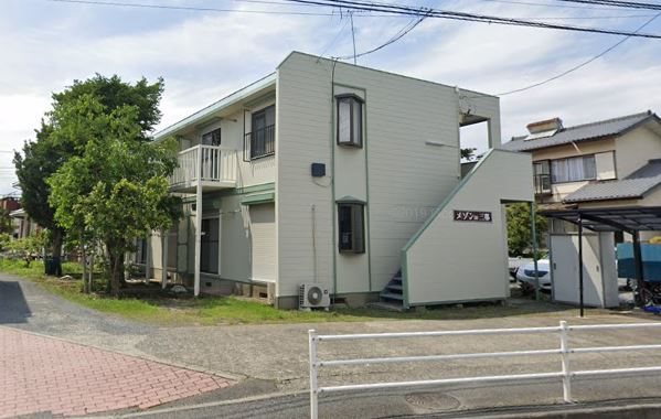 メゾンDE三邸 102号室 外観