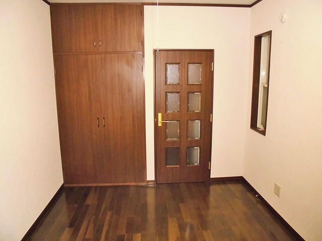 ホワイトレジデンスⅡ ベッドルーム