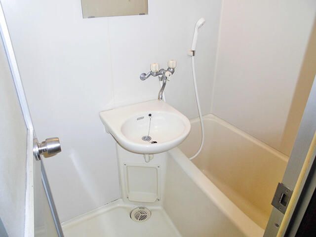 ホワイトレジデンスⅡ 風呂画像