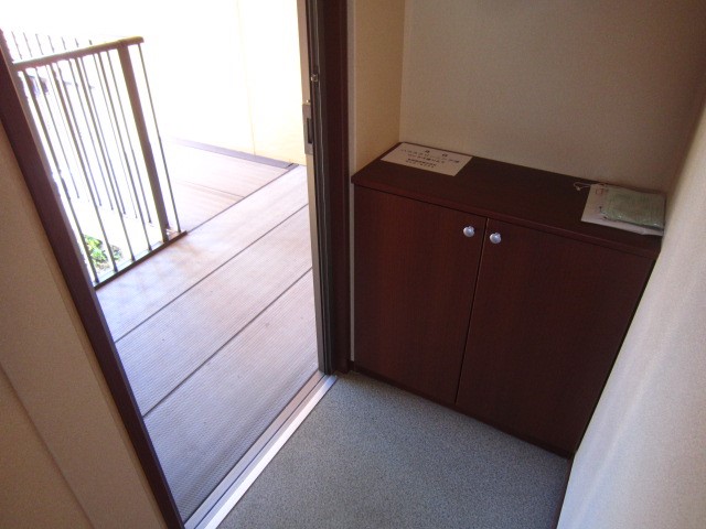 つばさヴィラ 玄関