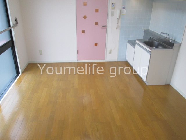 ゆたかビル リビング