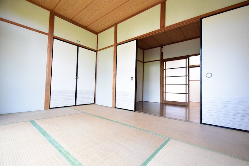 鈴張ハイツ リビング