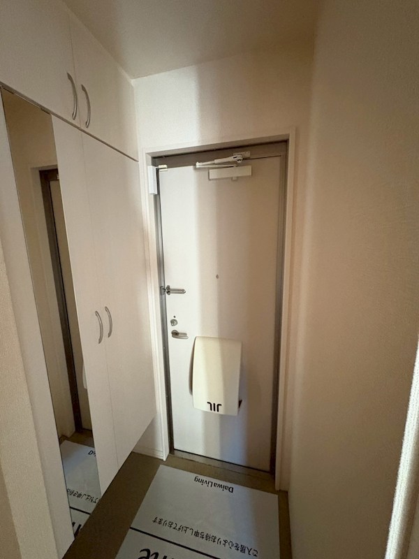 ジュネス湘南  玄関