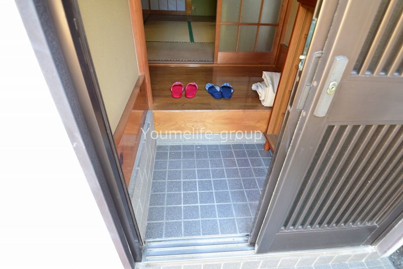 東町1丁目貸家　 玄関
