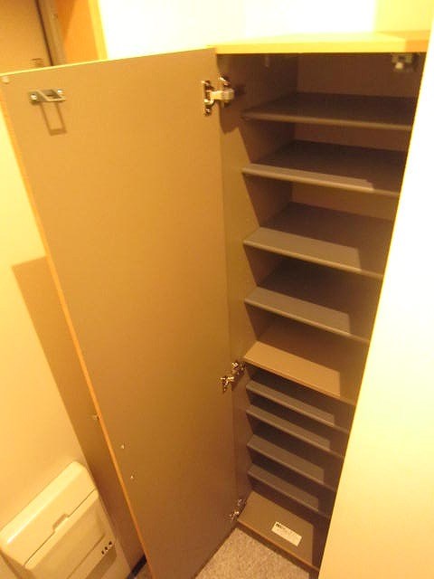 CASCADE MOTOMACHI（カスケードモトマチ） 玄関