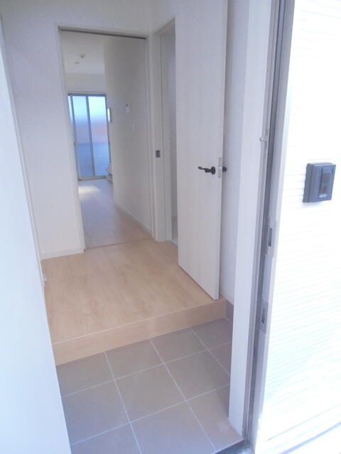 エフォール湘南 玄関