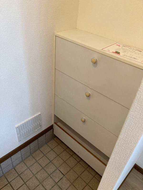パインウェイブ 玄関