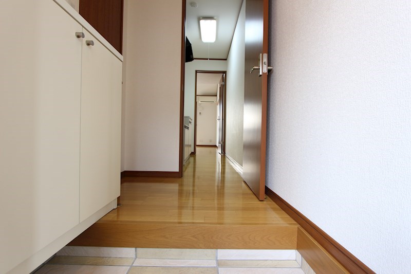 シャルムハイツ 玄関