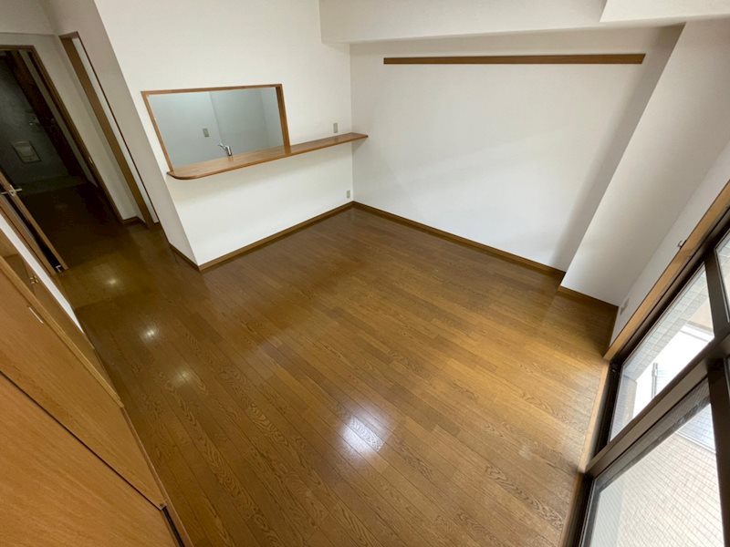 ポロニア リビング