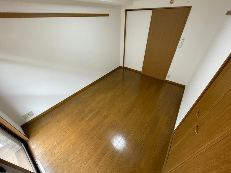 ポロニア ベッドルーム