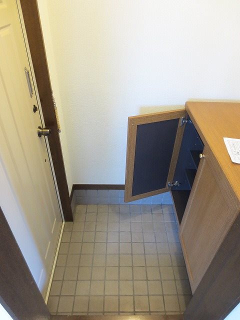 サザンハイツ 玄関