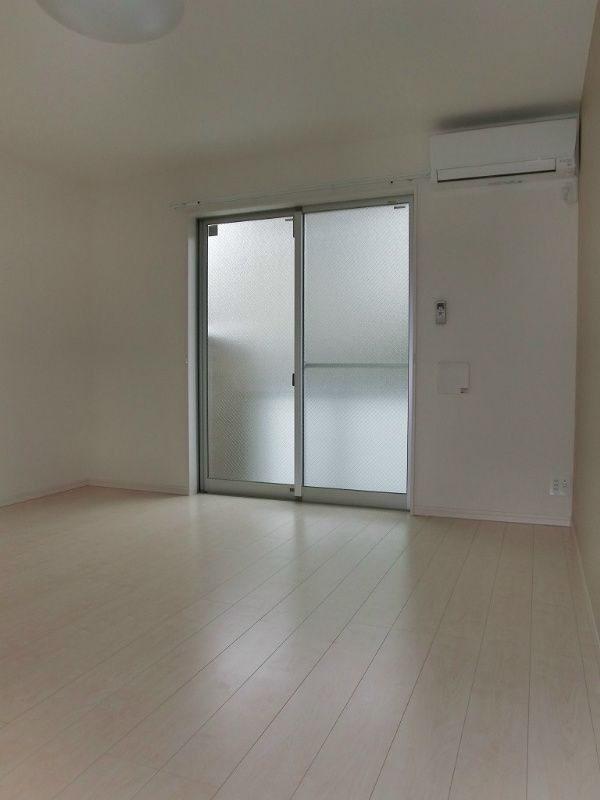 リブリ・Ｍilk-Ｔ リビング