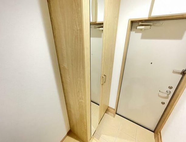 ヴァングルーブ湘南 玄関