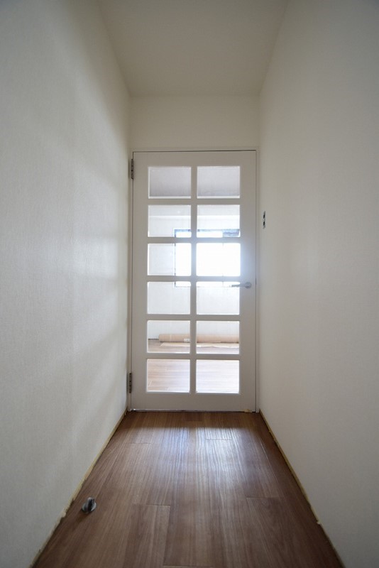 やませビル鵠沼 玄関