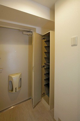 KADOIE TSUJIDO（カドイエツジドウ） 玄関