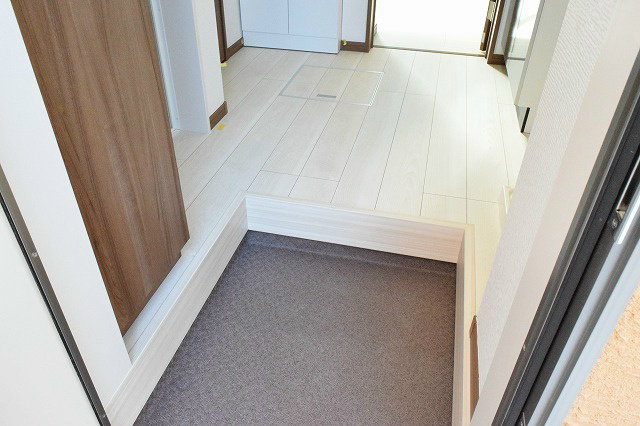 ソラティオ湘南 玄関