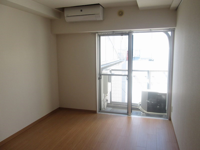 イーグル湘南 リビング