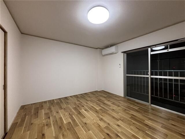 コーポ愛名B ベッドルーム