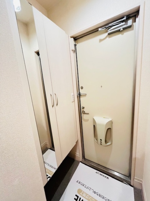 ヴィルヌーヴ　A棟 玄関