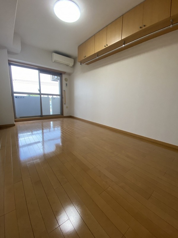 アバンサール湘南 リビング