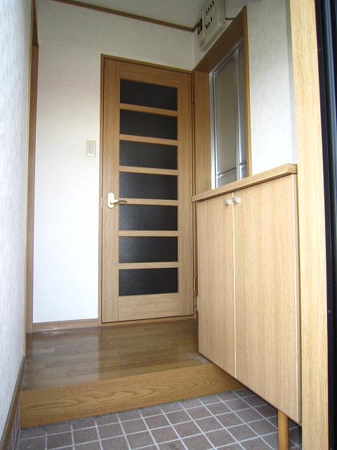 ヴェルサージ湘南  玄関