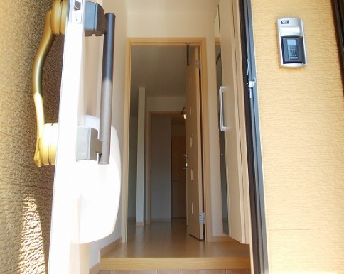 プティ　アンジェ 玄関