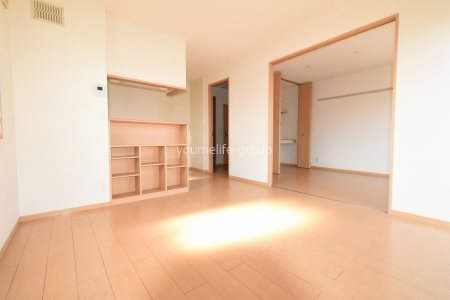 コンフォート壱番館・弐番館Ⅱ リビング